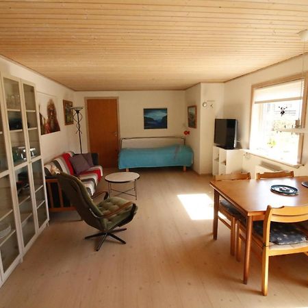 One Bedroom Apartment In Quiet Neighborhood Τόρσχαβν Εξωτερικό φωτογραφία